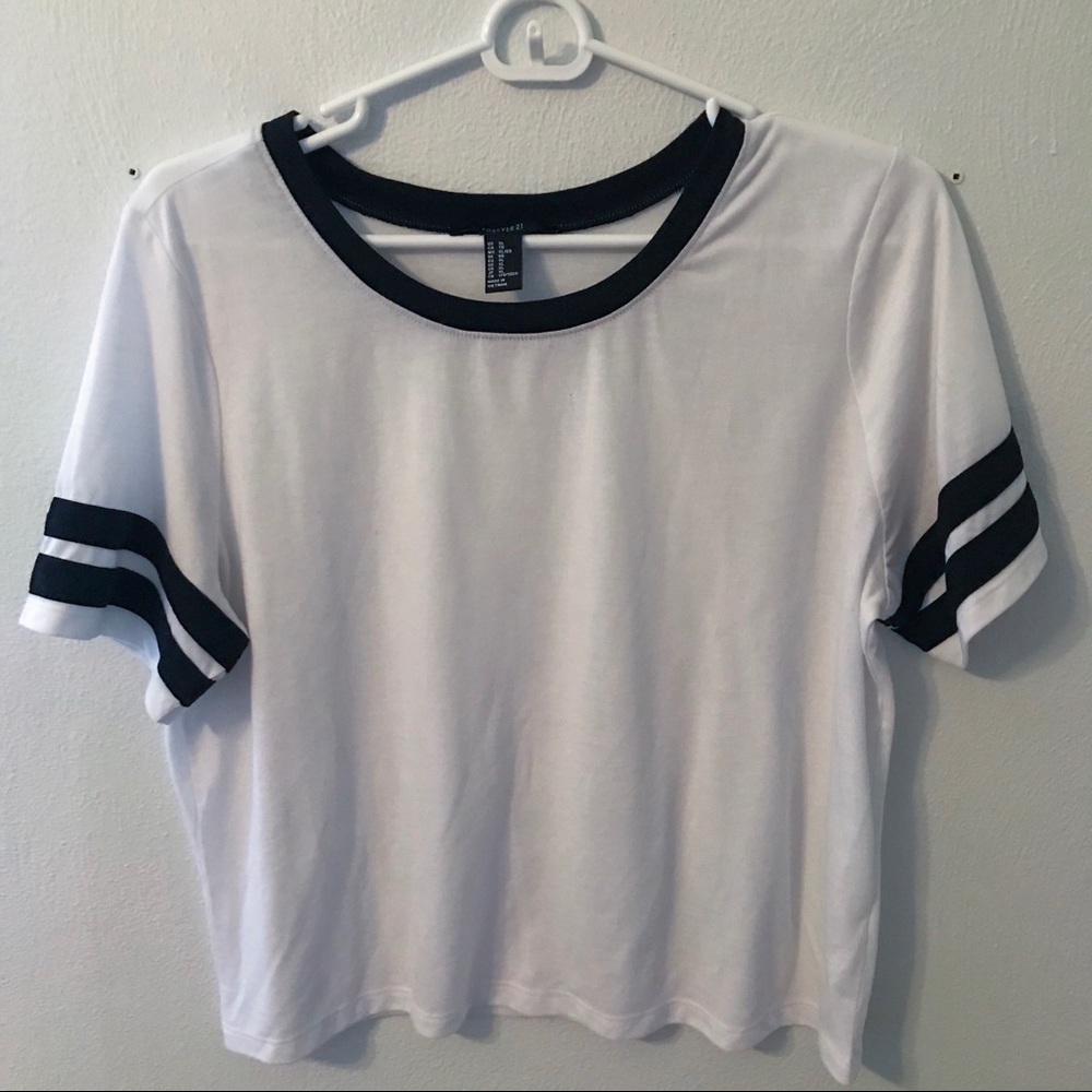 Forever 21 t shirt